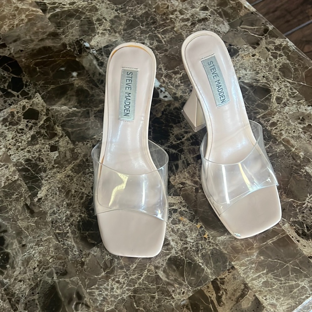 Steve Madden Clear Lipa Heels Size 6.5